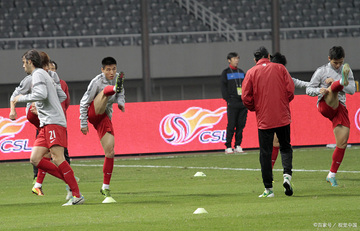 今晨足总杯焦点战，多特蒙德绝杀压哨，态度坚定，球队文化再被提及(艾跃进经典语录)